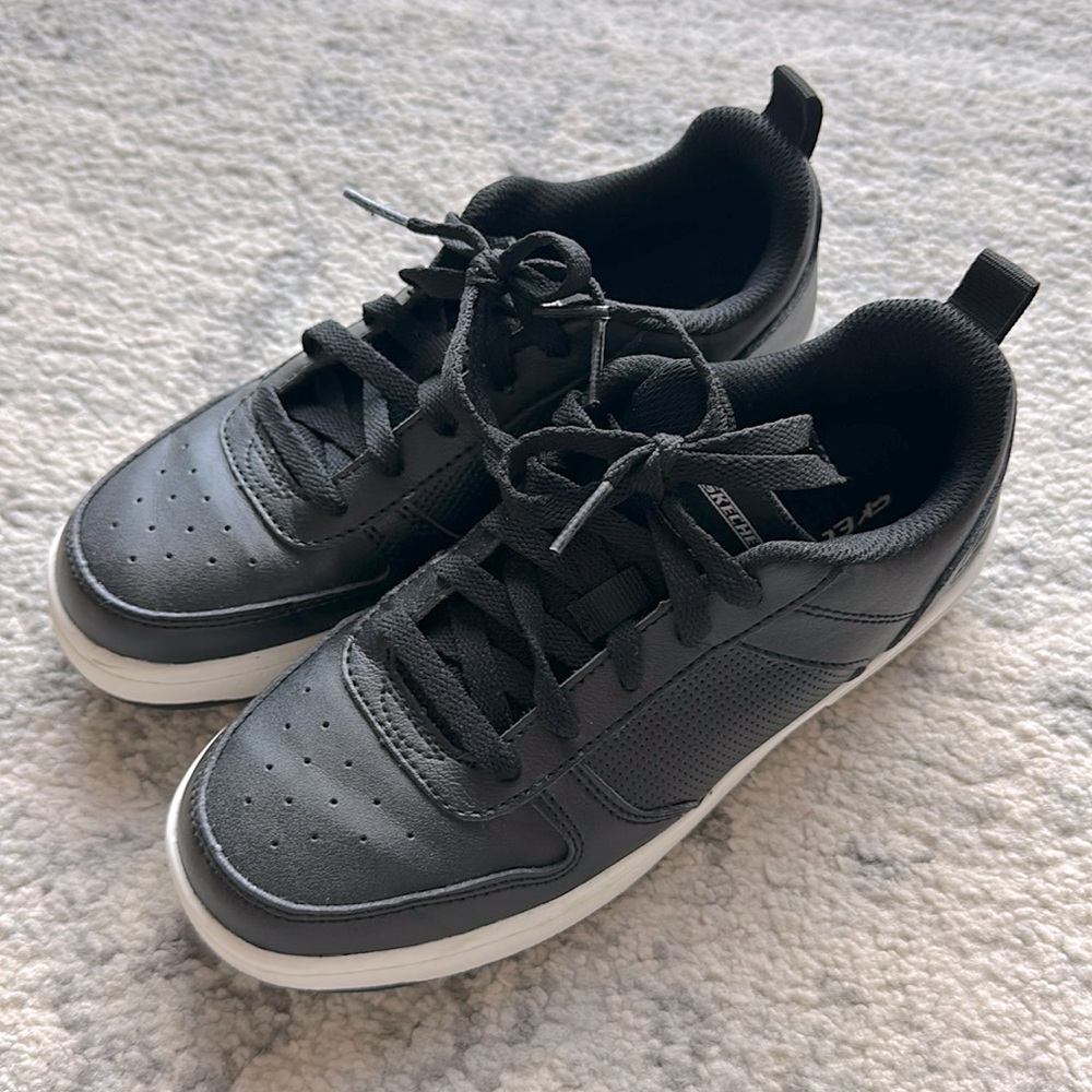 Brand new sketchers lace up shoes size 2